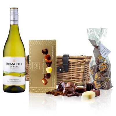 Brancott Estate Sauvignon Blanc 75cl White Wine And Chocolates Hamper